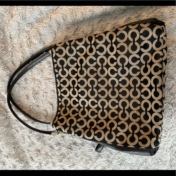 Coach Shoulder Bag - Picture 1 of 7